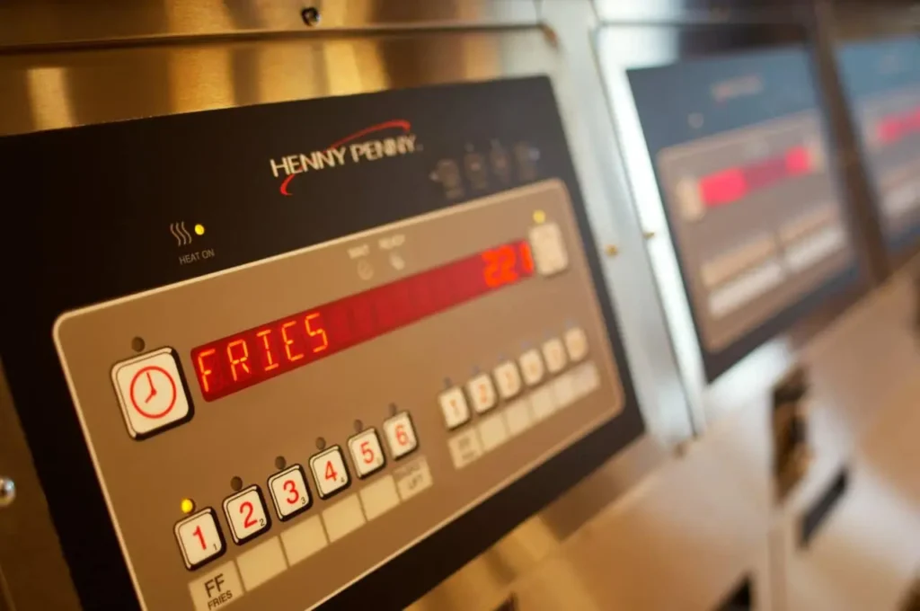 Henny Penny Open Fryer | 320 Series - Image 7