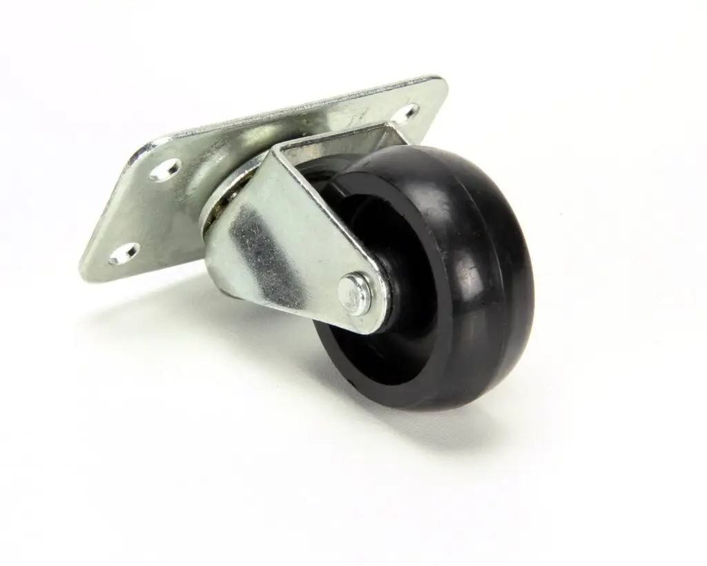 a black and silver wheel